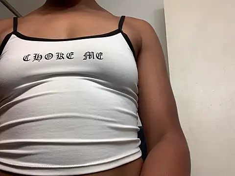 Synfulsymone9 webcam