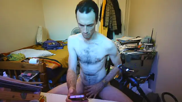 JohnnyMoves webcam