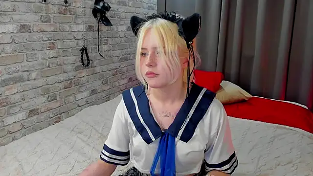kikipeach webcam