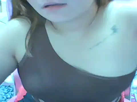 Hornyblaire18 webcam