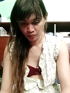 QueenSoreal webcam