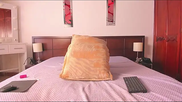 MiaMarin_hot webcam