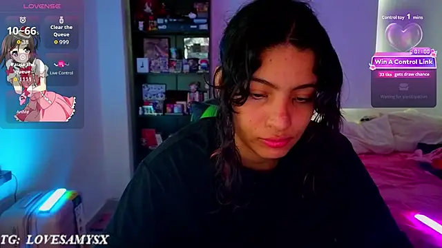 Lovelyamyy webcam