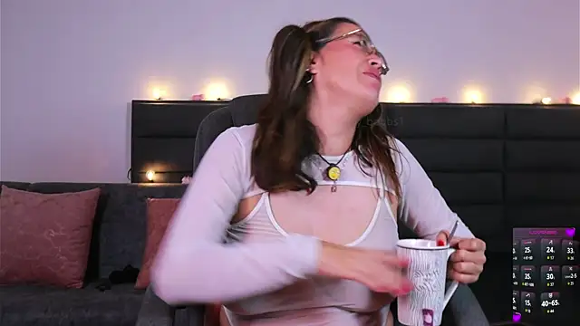 kathieandpovcock1 webcam