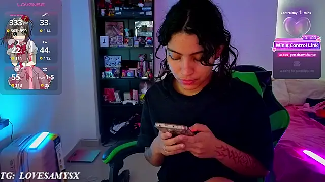 Lovelyamyy webcam