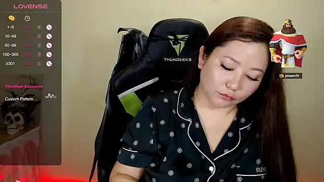 LisaAsianFlower webcam