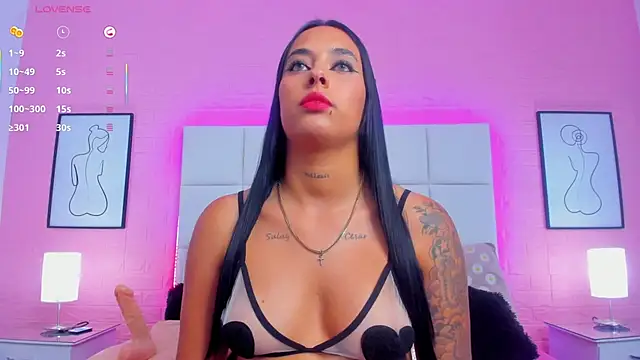 charlotte_kisss webcam