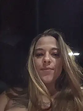 Luna_Lynn webcam