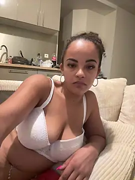 Bonbonrose webcam