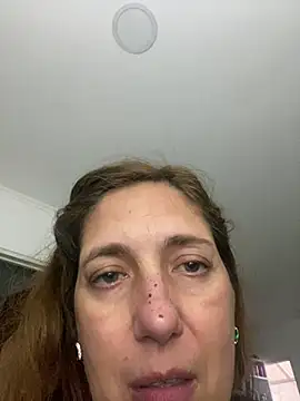 lulupiecitosamor webcam