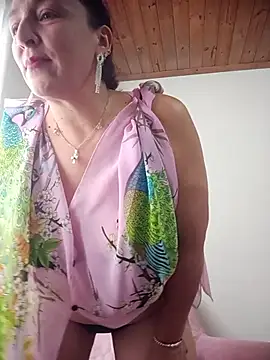 dangerous_milf - Dangerous_milf's free webcam - UK Sex Cams