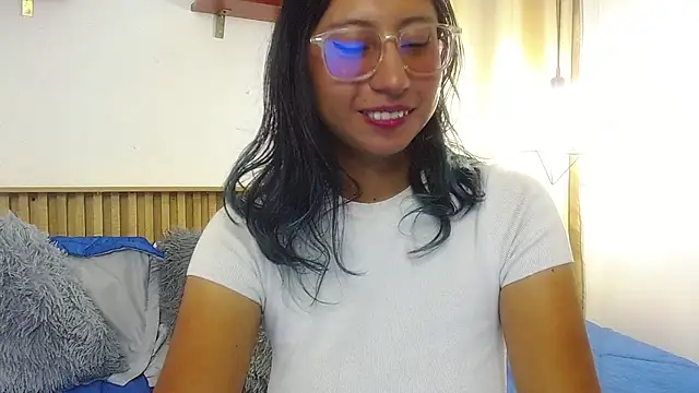 Violet_2003 webcam
