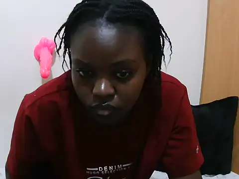 Sweetqueencum webcam