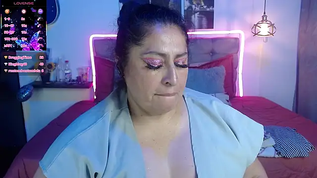 Keyla01_ live cam on StripChat