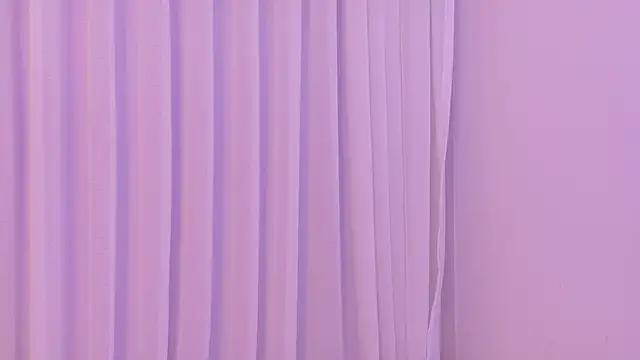 ZoeyPetit live sex cam