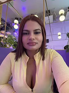 Irina_Velvett webcam