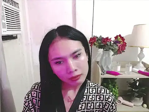 devine_goddess webcam