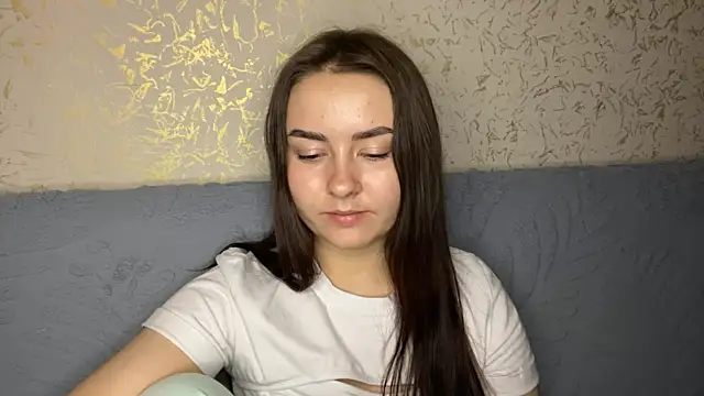 SelenaBrook webcam