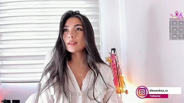 Alexandra_ra webcam