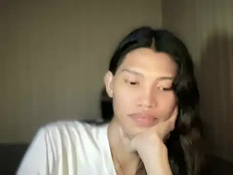 Yourgoddess_jayve live cam on StripChat