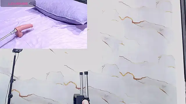 Emma_trons_ webcam