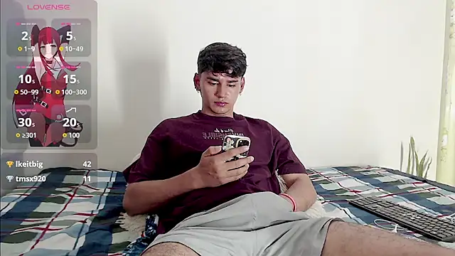 juan_stiven live cam on StripChat