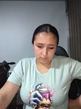 Cute_Penelope webcam