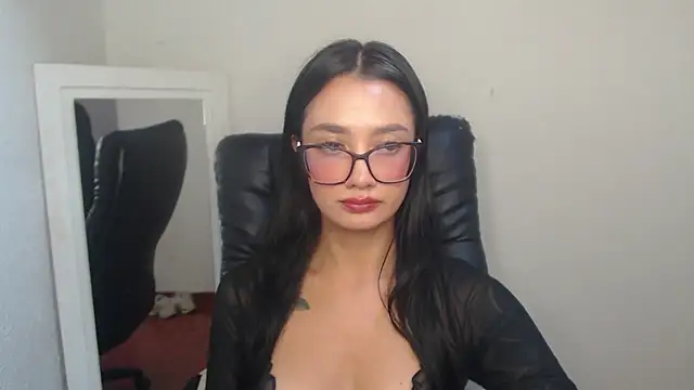 mariiana-diaz webcam