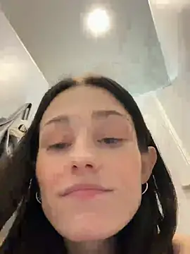Mia_Mia_M webcam