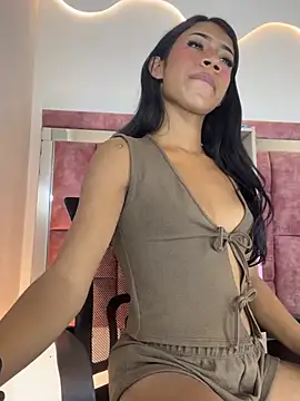 AntoniaSantos live cam on StripChat