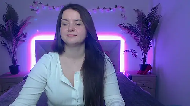 MavkaCute webcam