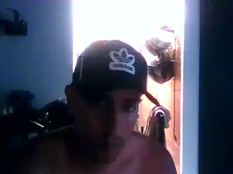 Andresreyes2000 live cam on StripChat