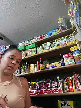 lannabellx live cam on StripChat