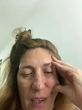 lulupiecitosamor webcam
