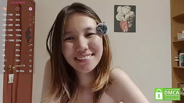 MammieLippoldt live sex cam