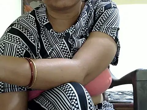 Pyari_Hina live cam on StripChat