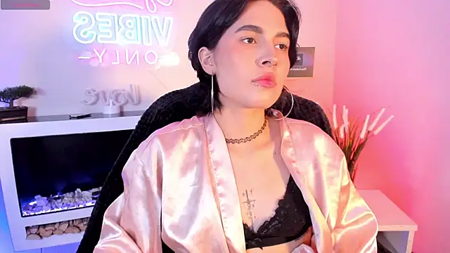 Sakura-star live cam on StripChat