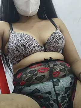 mahibaby000 live cam on StripChat