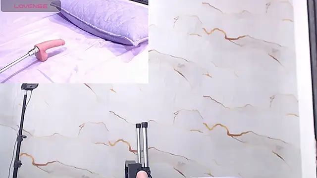 Emma_trons_ webcam