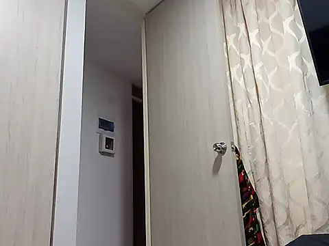 molok329 live cam on StripChat