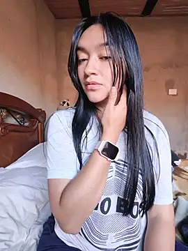 Williams_Hera live cam on StripChat