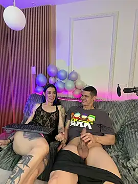 Marcusvandal live cam on StripChat