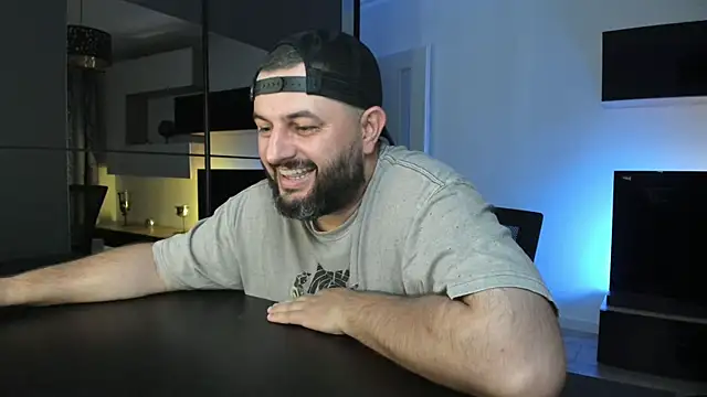 DravenPeak live cam on StripChat