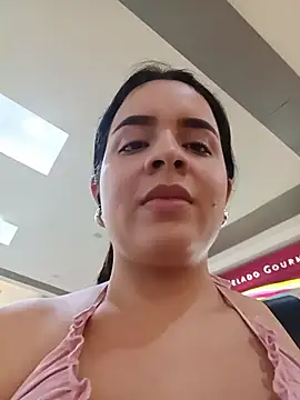 Julieth_hot-69 webcam