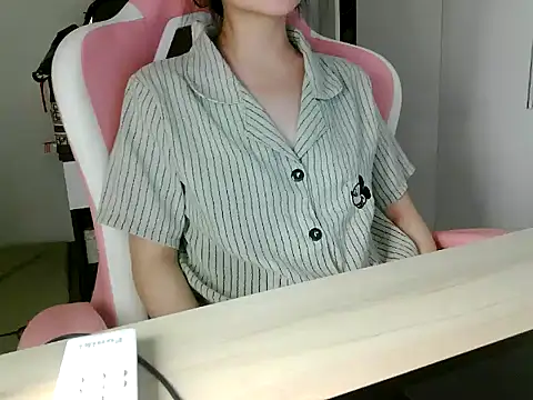 lucienguyen webcam