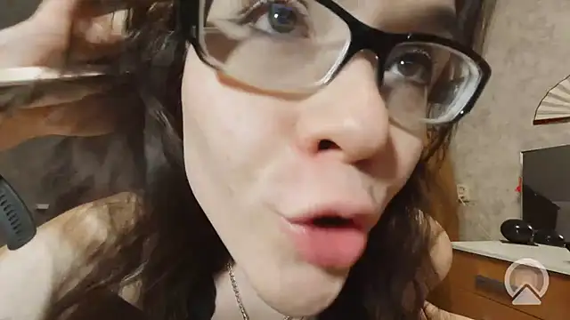 RachelSav webcam