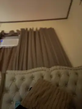 FinestGirlx webcam