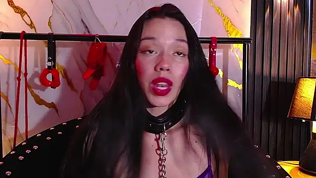 Doll4anall webcam