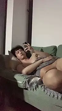 CouplingCry webcam