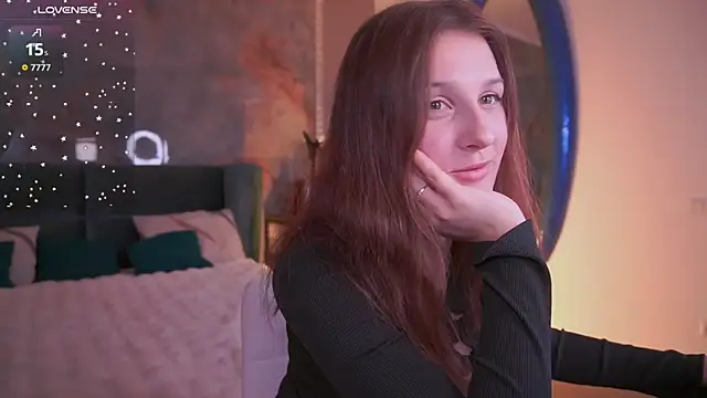 VikVikLove webcam